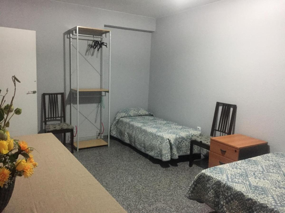 لقنت Habitacion Renfe المظهر الخارجي الصورة